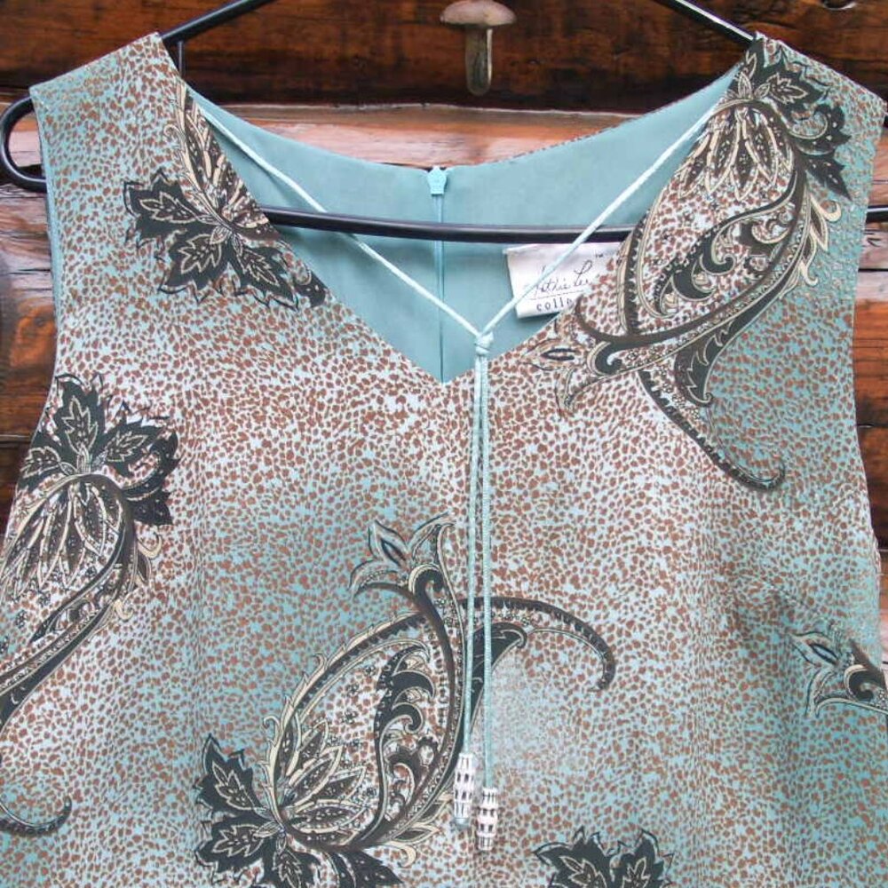 EUC Kathie Lee Sleeveless Beaded Accent Side Slits Fully Lined Maxi Dress SZ M - Picture 3 of 5